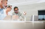 persone che lavorano